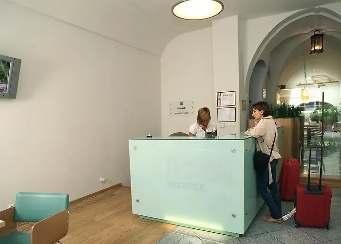 Hotel V Centru